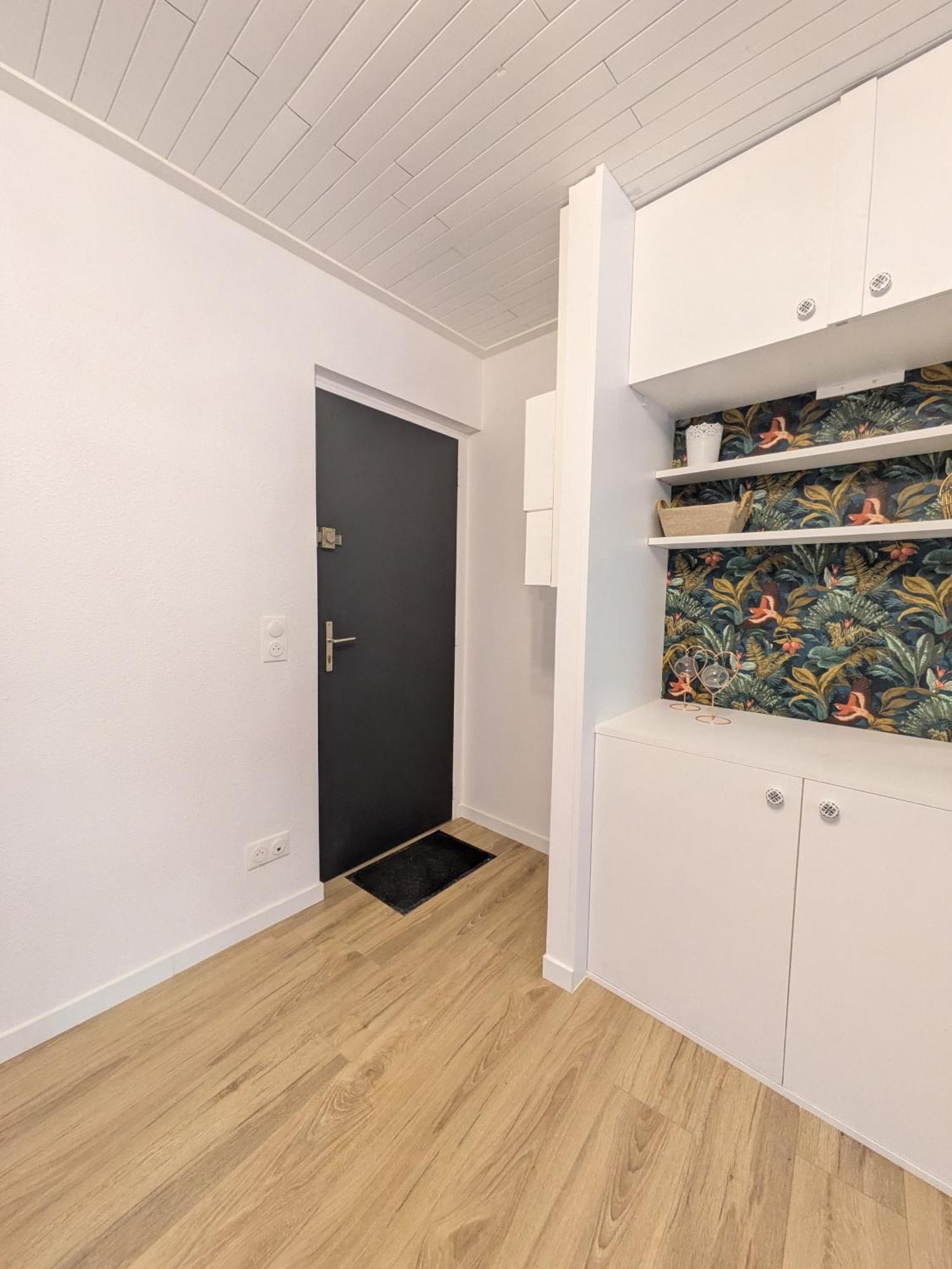 Apartamento Sous La Tour Poligny  Exterior foto