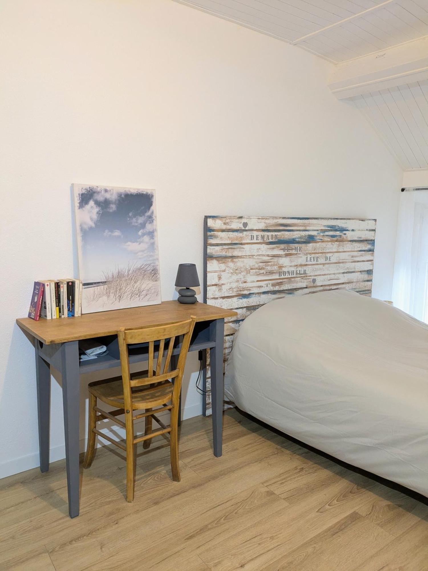 Apartamento Sous La Tour Poligny  Exterior foto